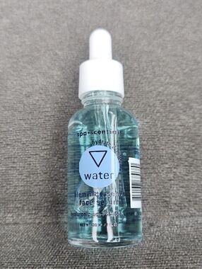 The Spa Scentials "Water" Element Essence Face Serum 1fl Oz BNIB